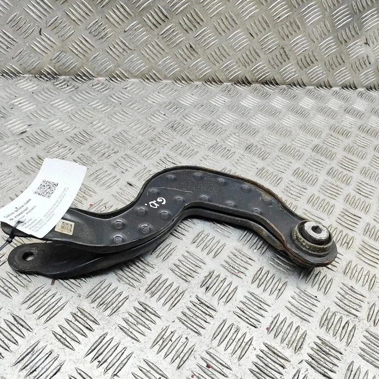 Aizmugurējā svira (dakša) A2473506100