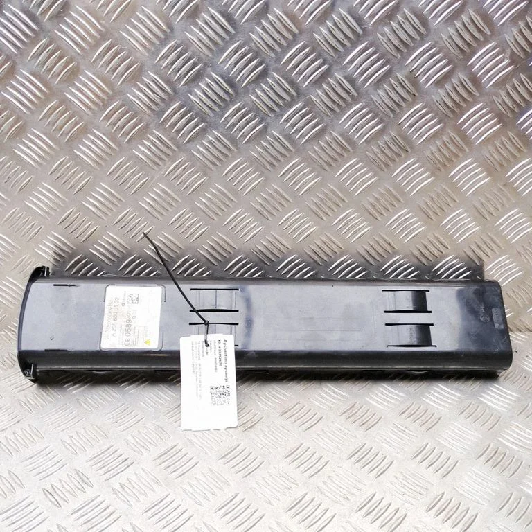 Katuse turvapadi (kardin) A2058600132