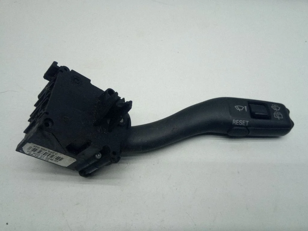 Wiper turn signal indicator stalk/switch – Audi A6 Allroad C6 (2006-2011)