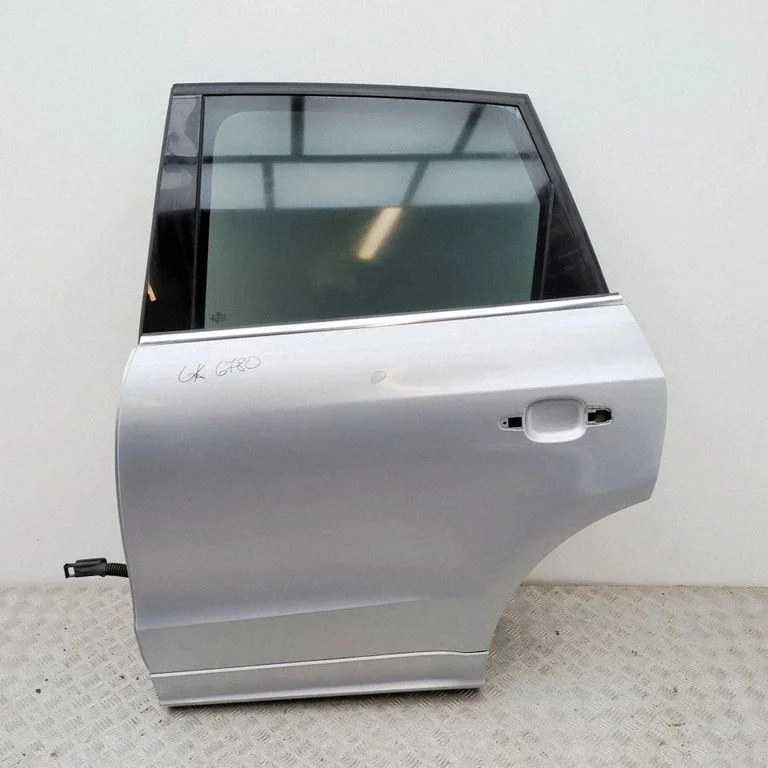 Rear door 8R0833051B