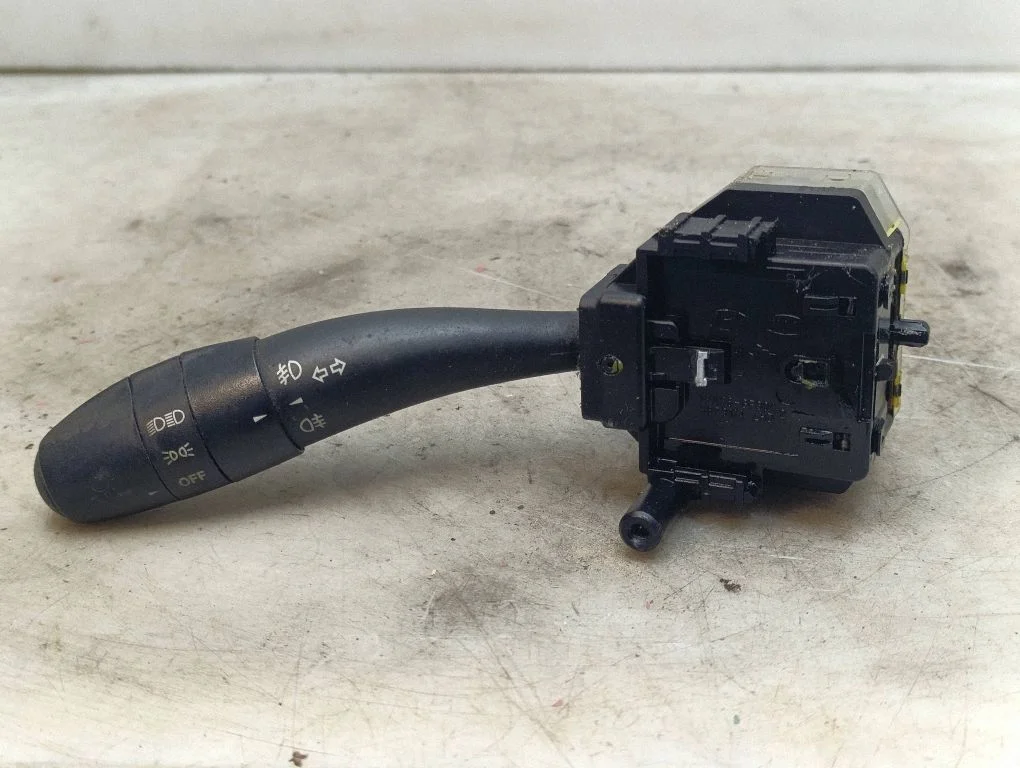 Indicator stalk – KIA Ceed (2006-2012)