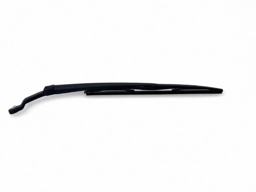 Rear wiper blade