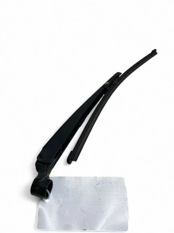 Rear wiper blade