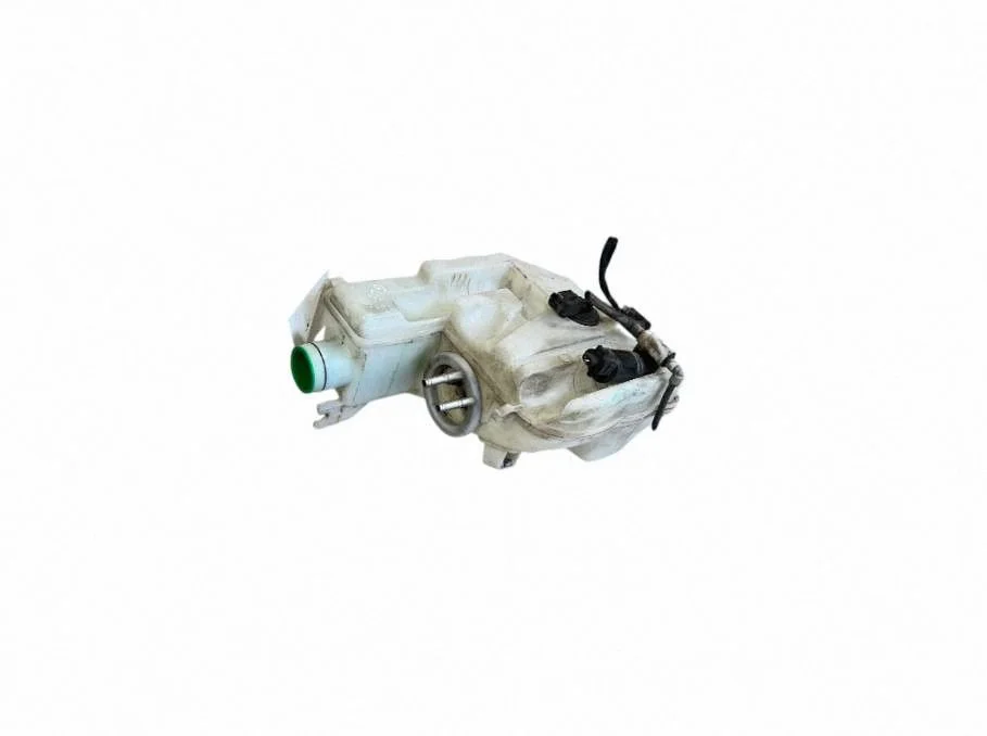 Windshield washer fluid reservoir/tank A1668600760
