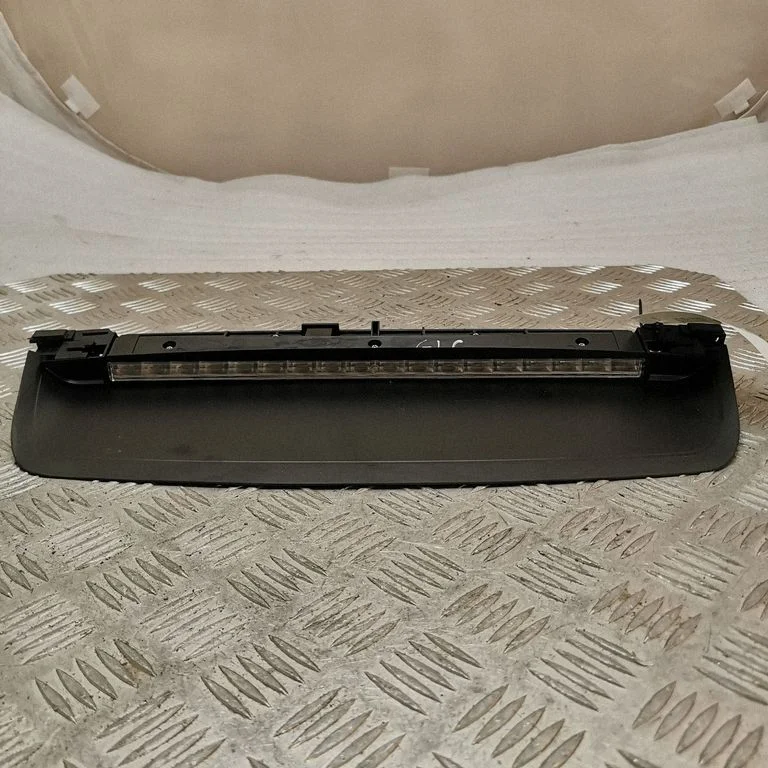 Third/center stoplight – Mercedes-Benz GLC-Class C253 (2016-)