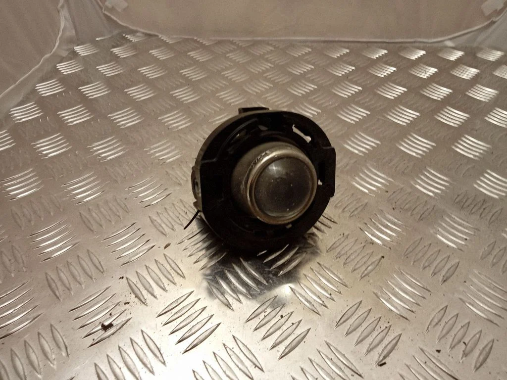 Halogen przedni 1305009A