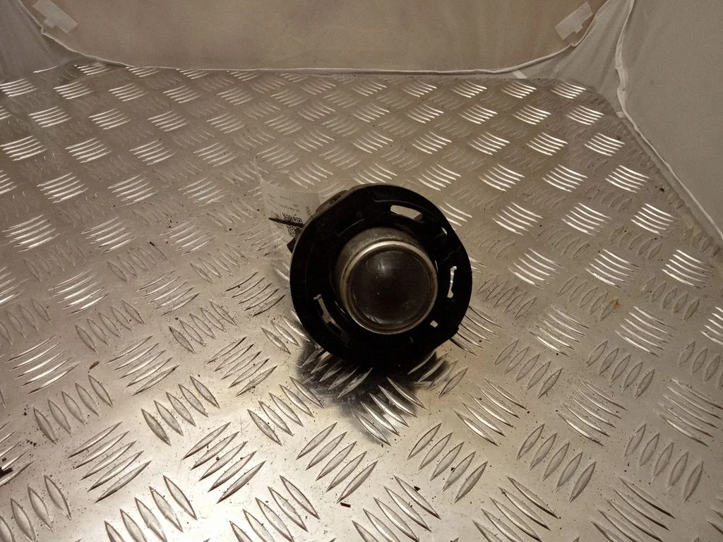 Halogen przedni 1305009A