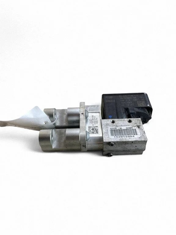 Air conditioning (A/C) expansion valve 4M0816682E