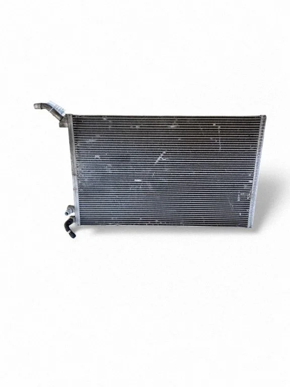 Kliimaseadme jahutusradiaator (kondensaator) GX738K230BB