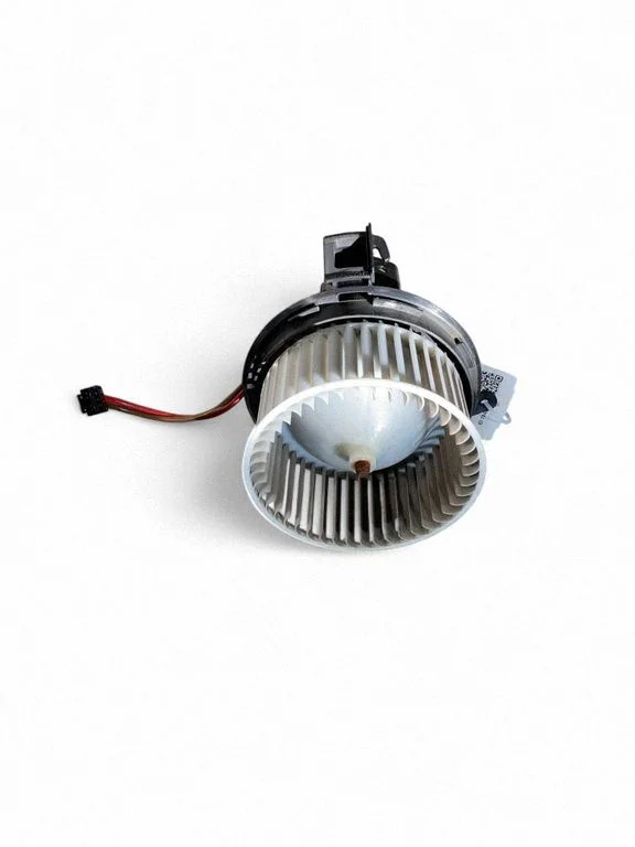 Salongipuhur V7825001