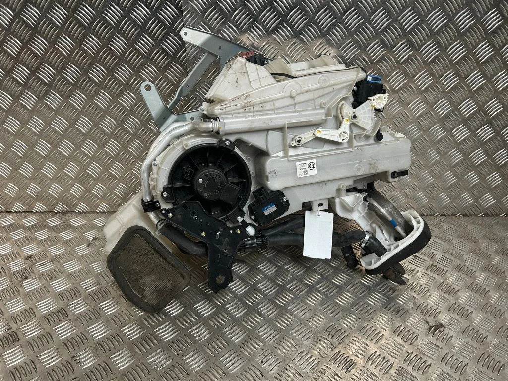 Interior heater climate box assembly 8703060100