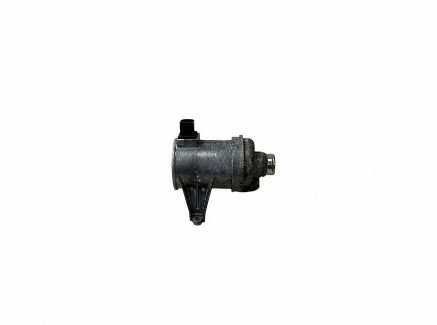 Water pump 31368715