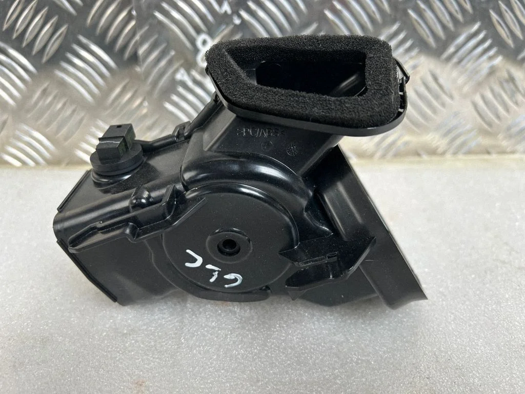 Salona gaisa kanāls (-i) A2058300100