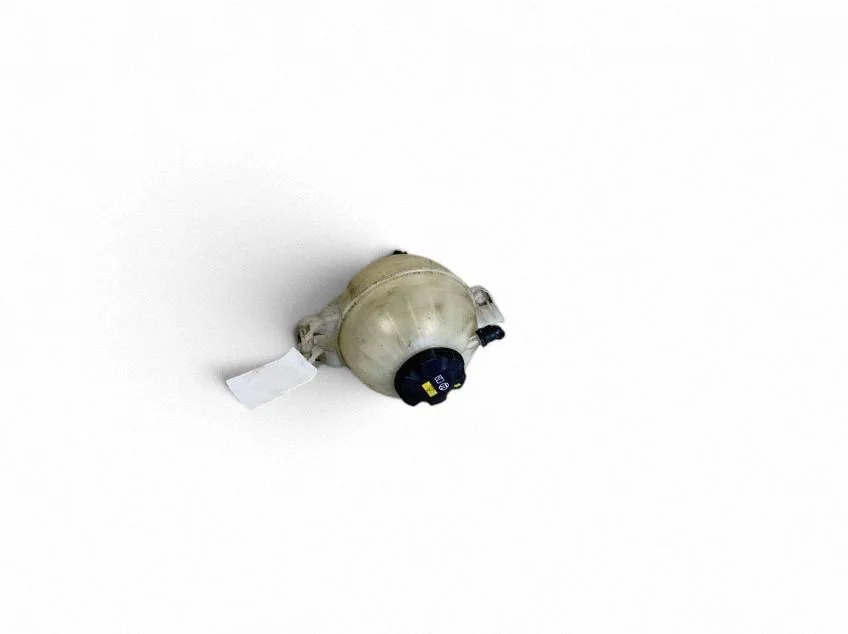 Coolant expansion tank/reservoir 8742660