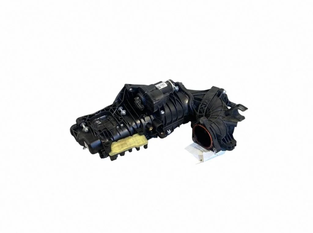 Sisselaskekollektor A654090350