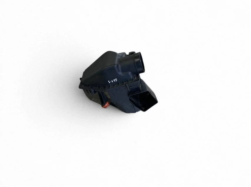 Air filter box 8620945