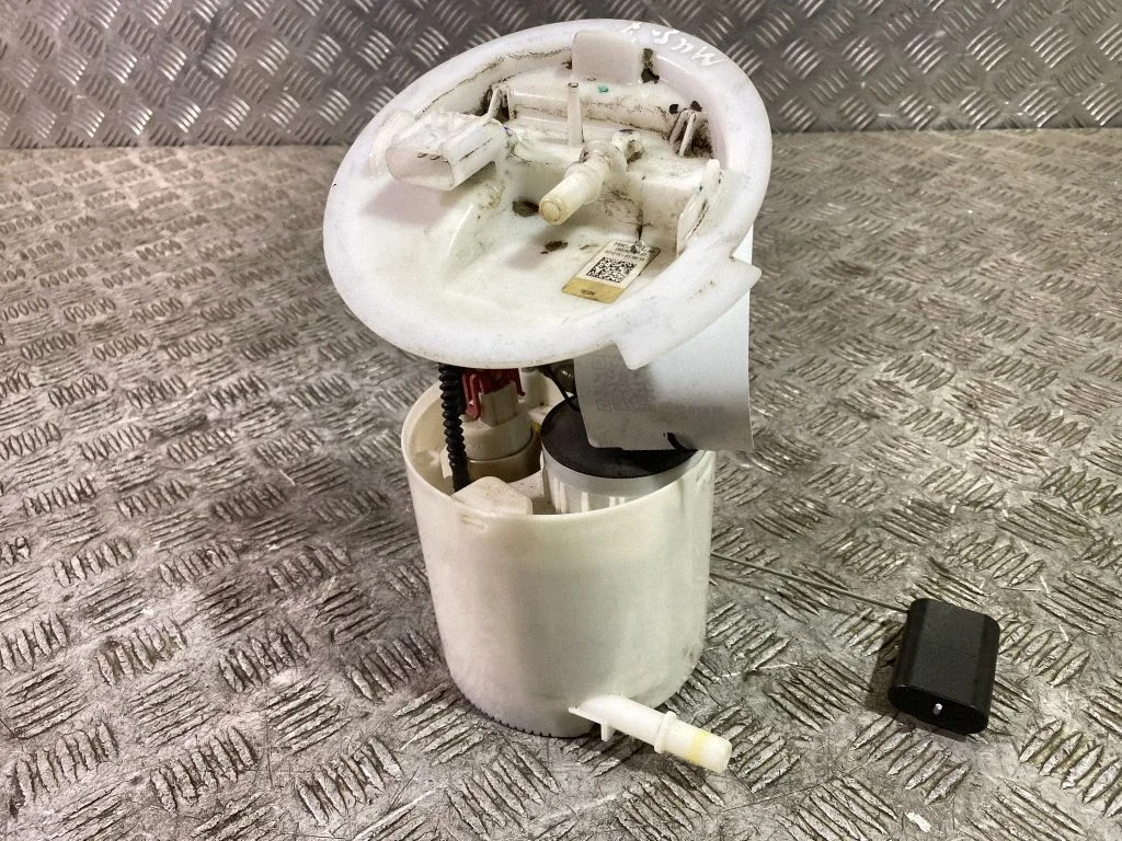 In-tank fuel pump FR3C9H307AD