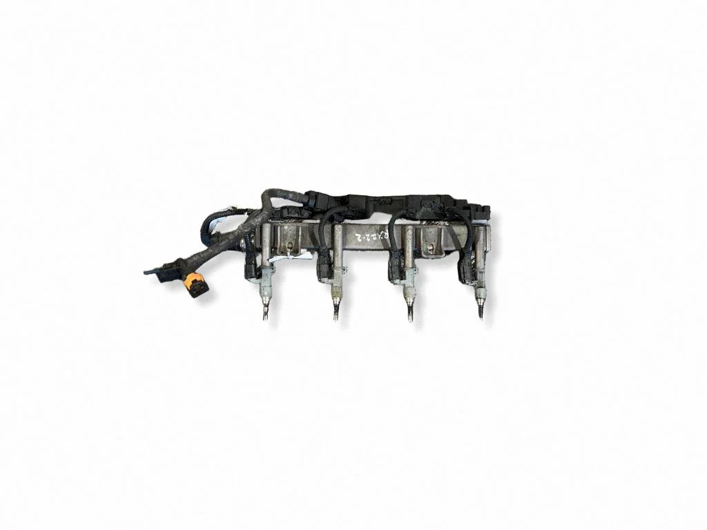 Fuel injectors set 8212533180