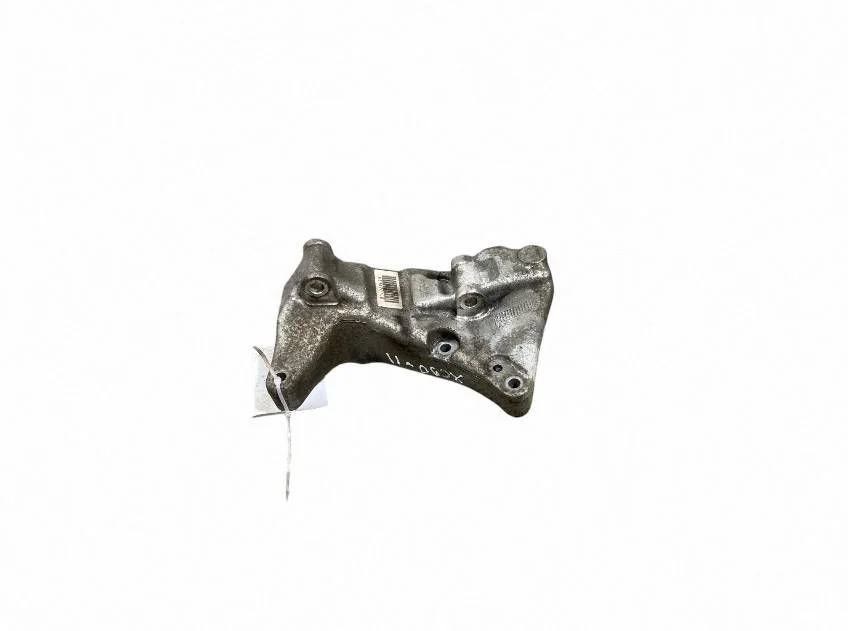Generator/alternator bracket 31670108