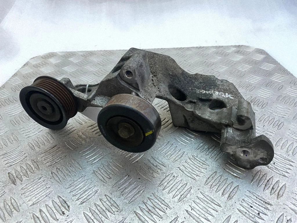 Generator/alternator bracket
