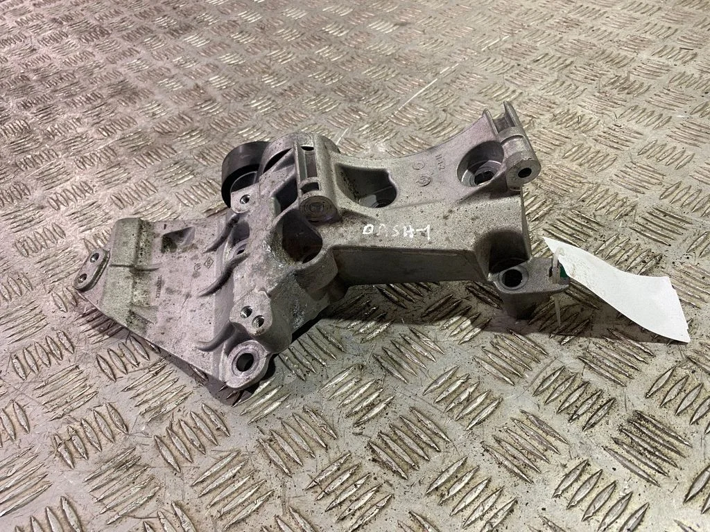 Generator/alternator bracket 8200669494