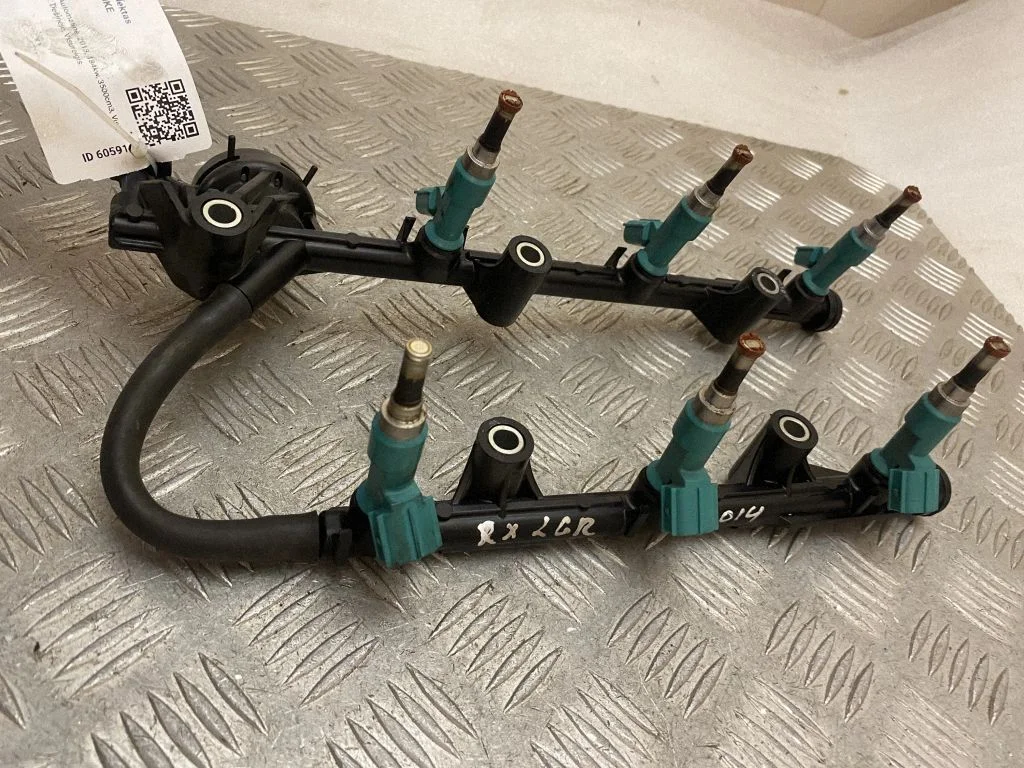 Fuel injectors set 2325031090