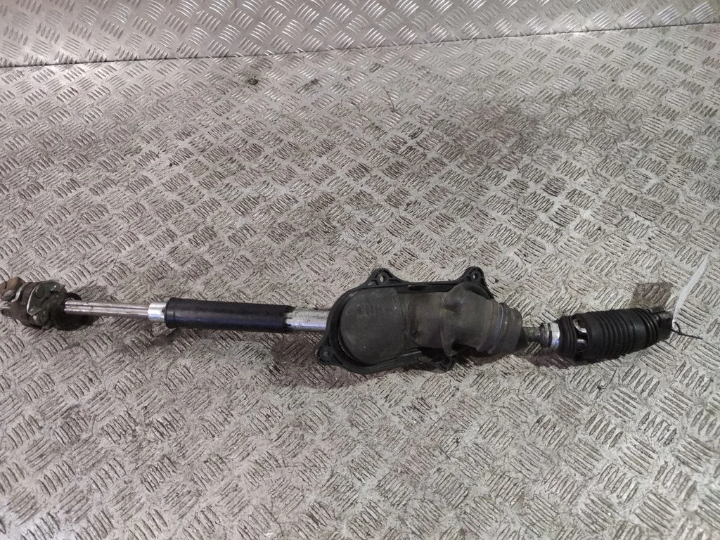 Steering column universal joint – Land Rover Discovery Sport (2014-)