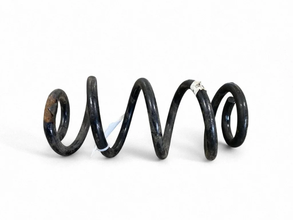 Tagumine keerdvedru 8W0511115