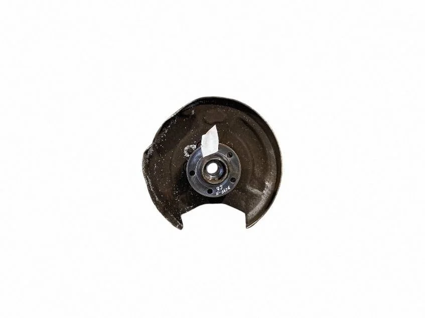 Rear wheel hub – rear right