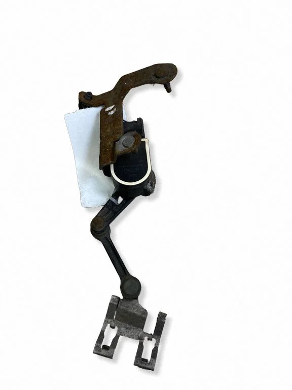 Rear air suspension level height sensor A0009053704