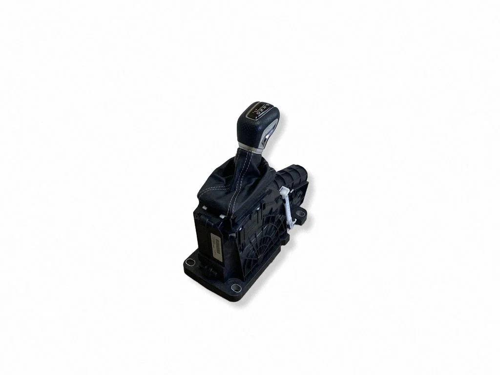 Gear selector mechanism 32240021
