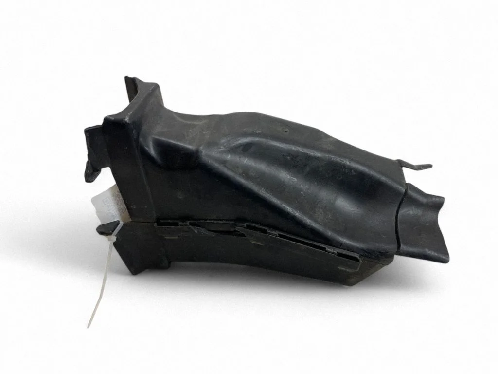 Brake cooling air channel/duct – BMW 7 Series G11 G12 (2015-2022)