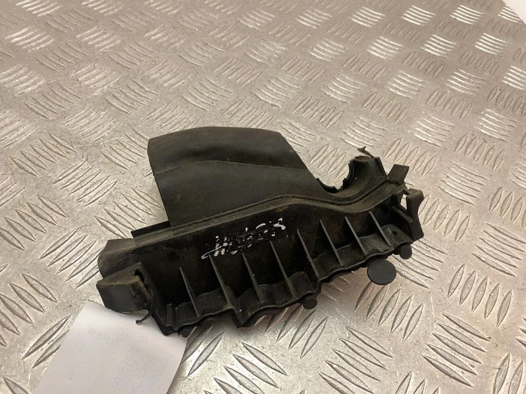 Engine compartment rubber A1666820223