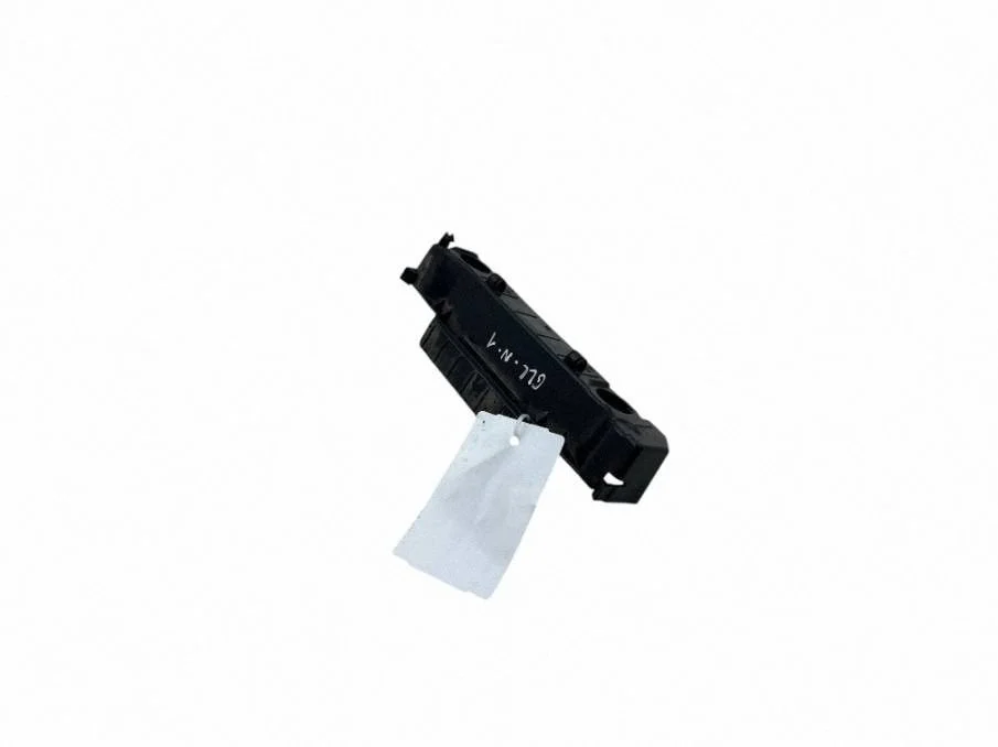 Fender mounting bracket – Mercedes-Benz GLC-Class C254 (2023-)