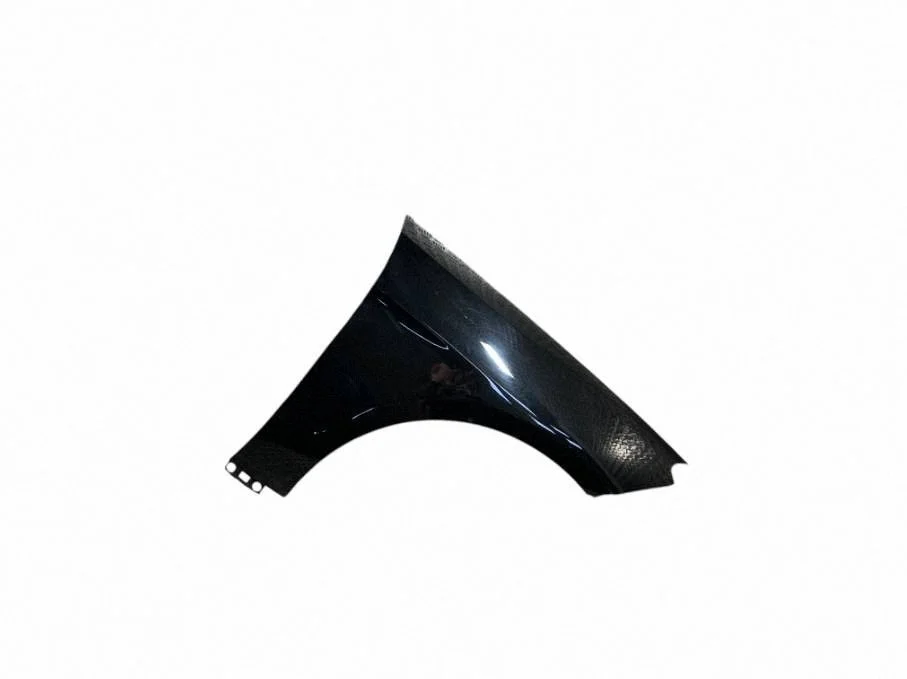 Fender – right