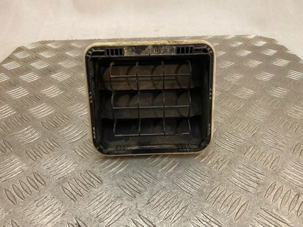 Ventilatsioonirest 97510AA000