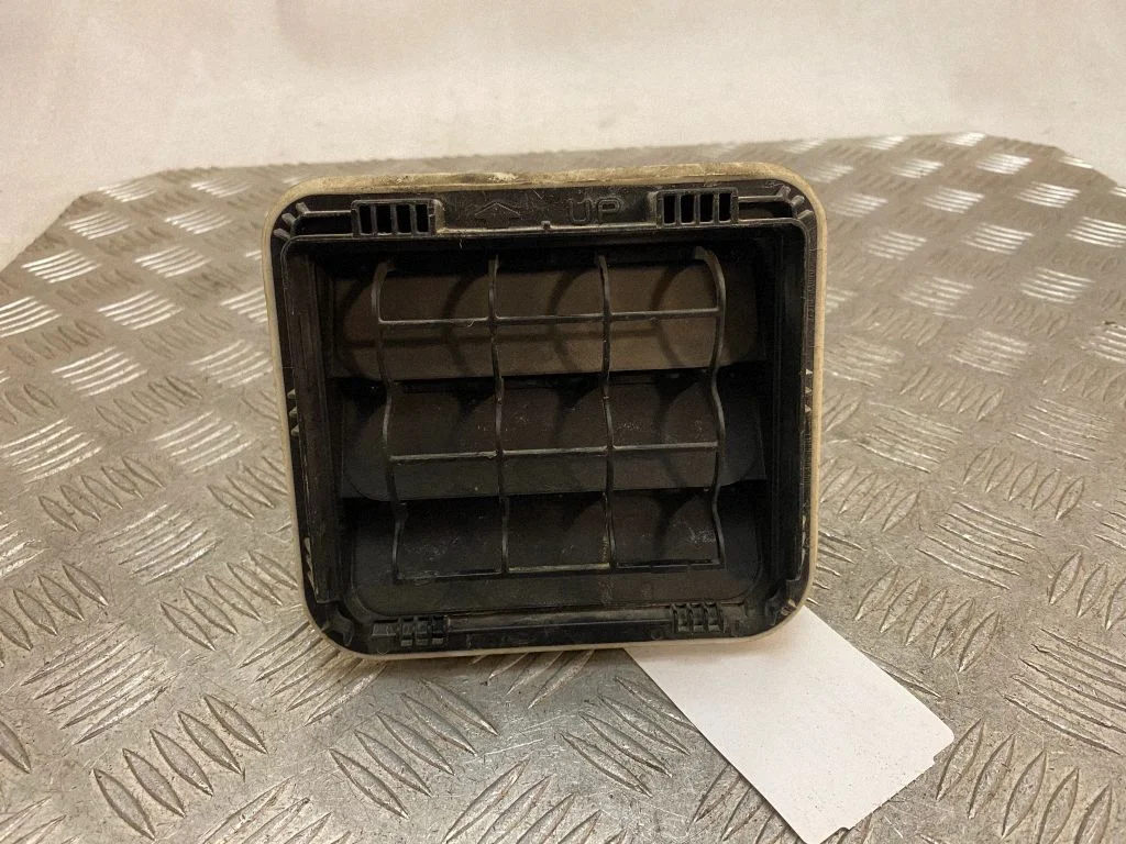 Ventilatsioonirest 97510AA000