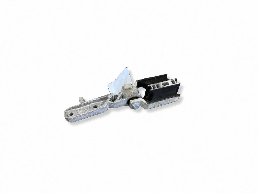 Gearbox mount 31359890