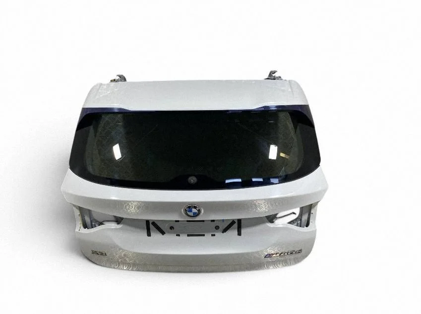 Tailgate/trunk/boot lid – rear
