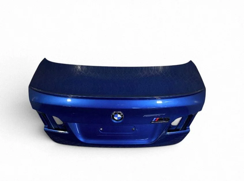 Tailgate/trunk/boot lid – rear