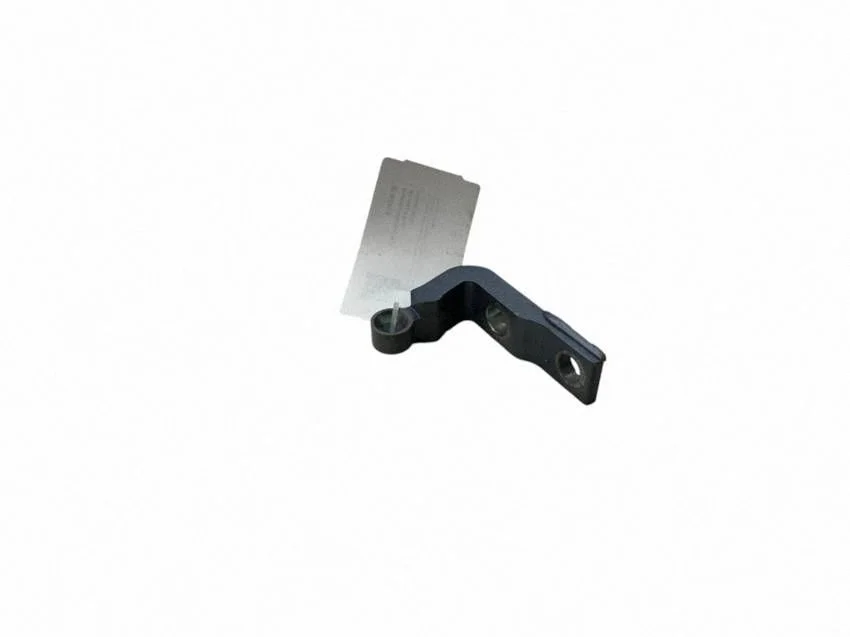 Front door upper hinge 31371553