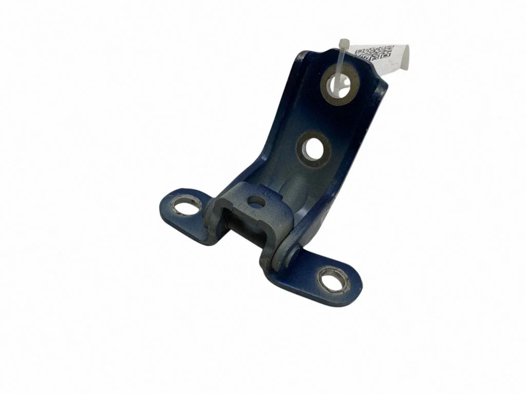 Front door upper hinge – left