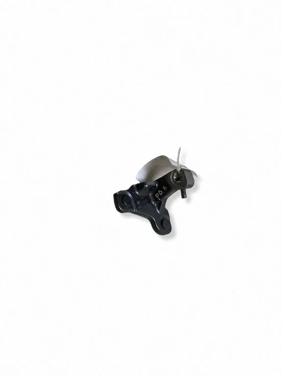Esiukse alumine hing 1601