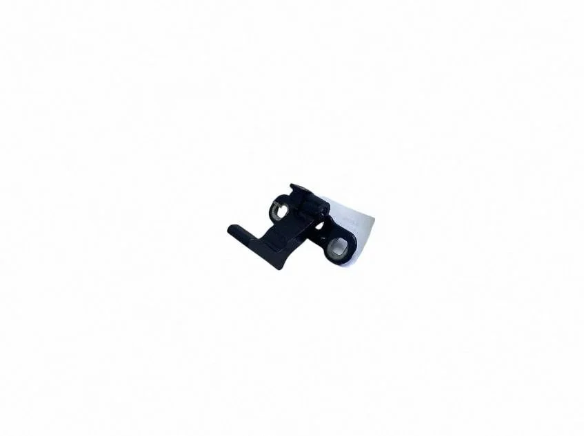 Rear door lower hinge 31424589