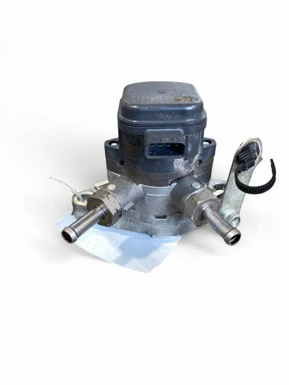 Vaakumpump 08101078