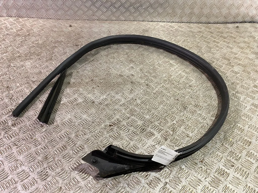 Front door rubber seal A2386706700