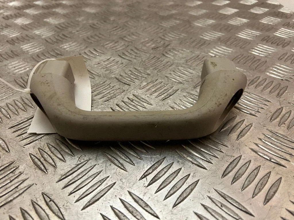 Sliding door interior handle
