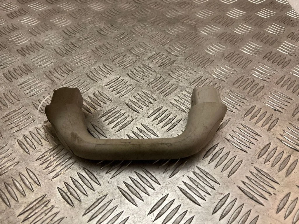 Sliding door interior handle