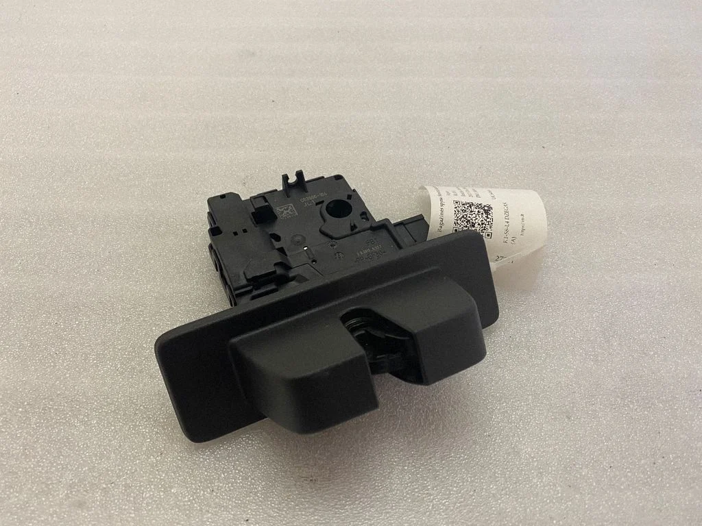 Zamek drzwi ładunkowych GX73A442A66AA