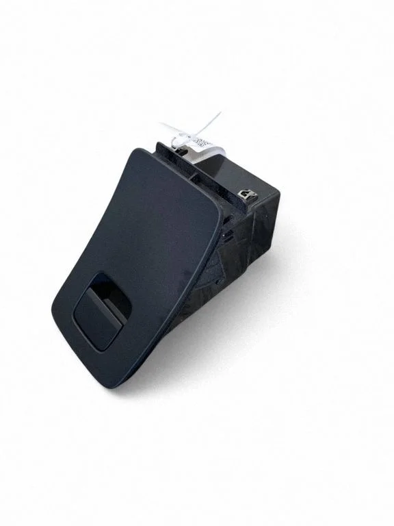 Glove box 31366376